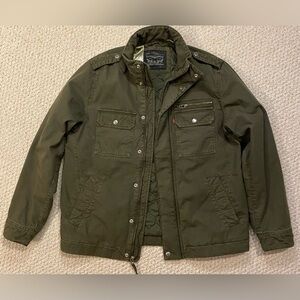 Levi’s Menlo Military Jacket.  Mens Medium.  Quilt Lined